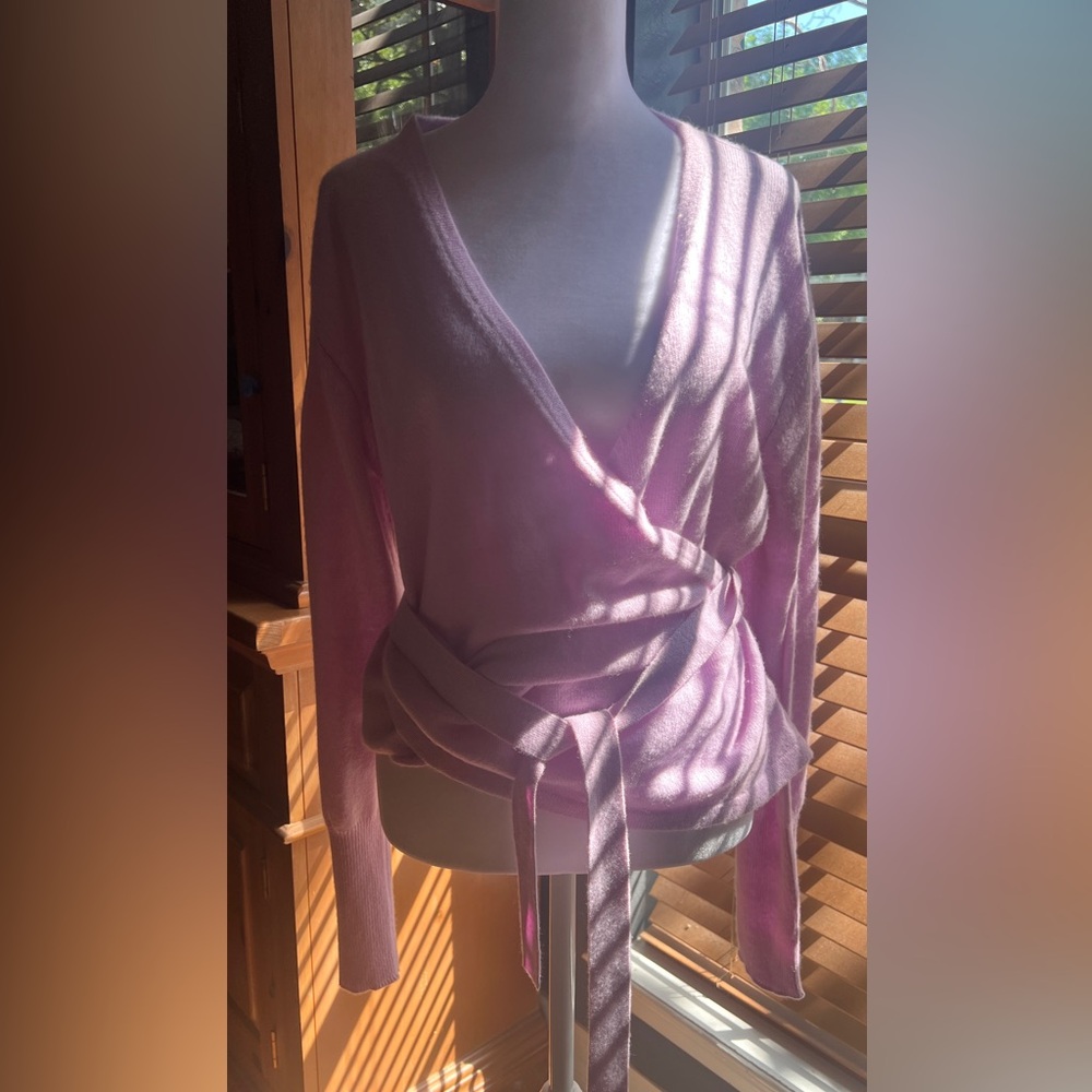 360 CASHMERE Label Pink Cashmere Sweater - Picture 6 of 8
